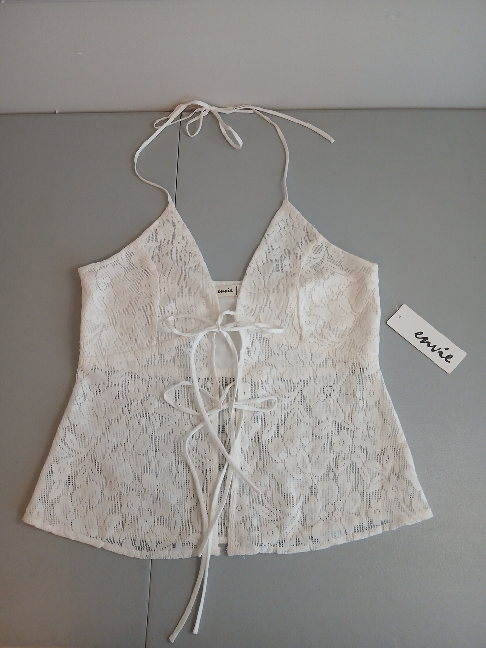 Envie White Lace Halter Neck Tie-Front Camisole Crop Top L Junior